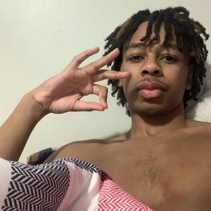 Meet your Posher, Devin